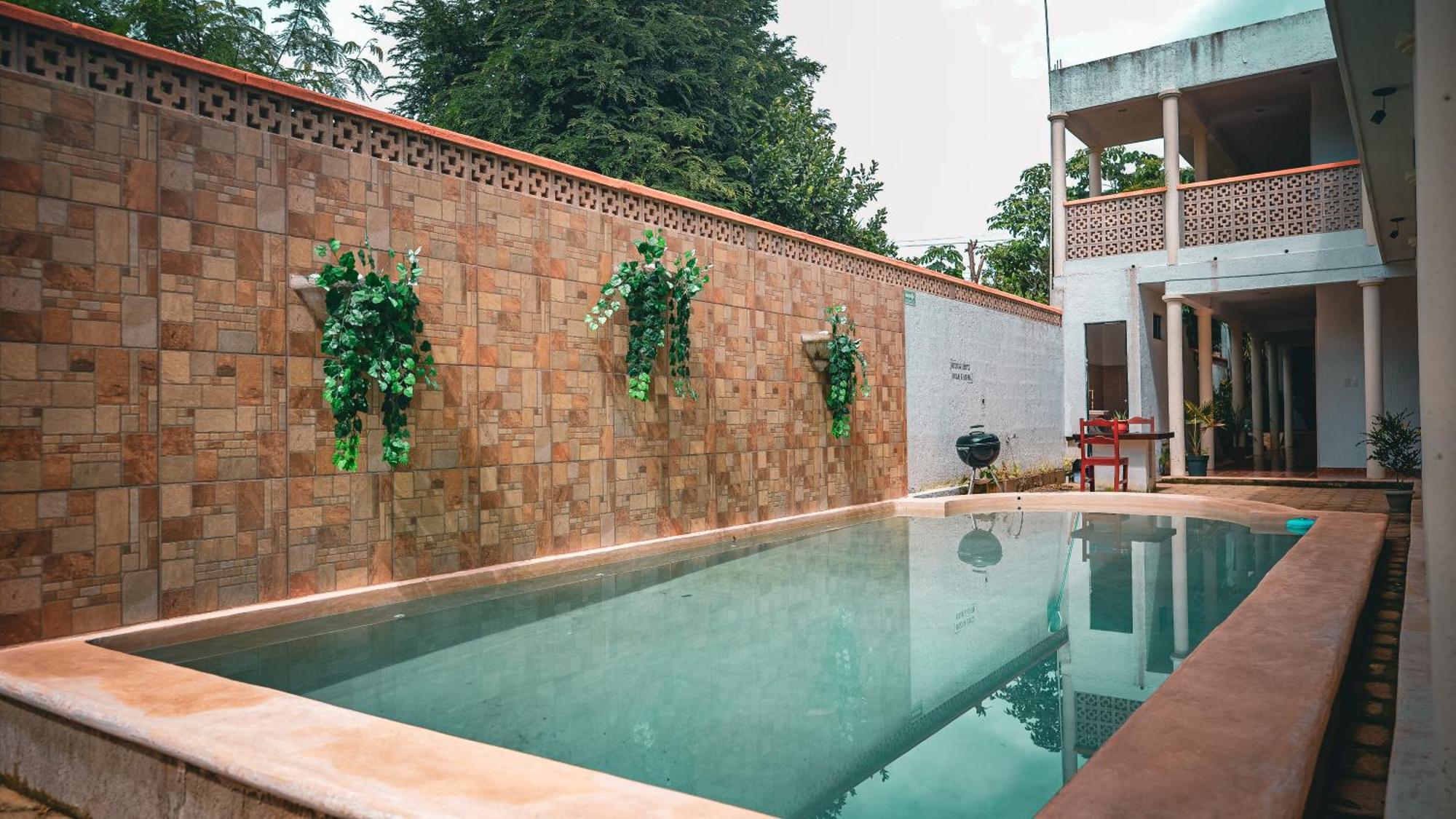 Hotel Del Parque Valladolid  Eksteriør bilde